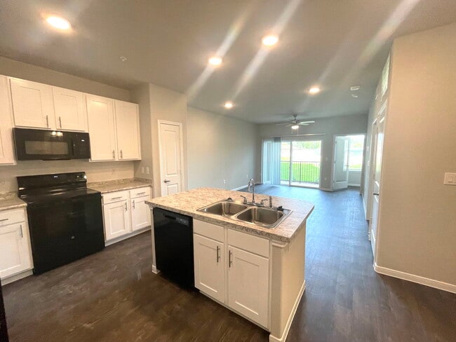 Building Photo - 12005 U.S. 380 Apt #6221, Aubrey, TX 76227 - 1 BR 1 BA condo