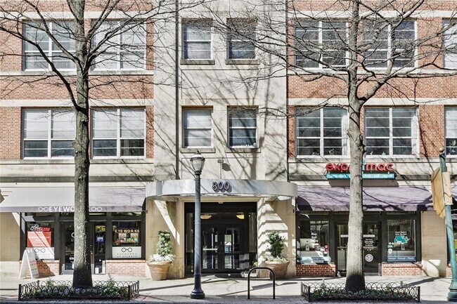 Building Photo - 800 Peachtree St NE