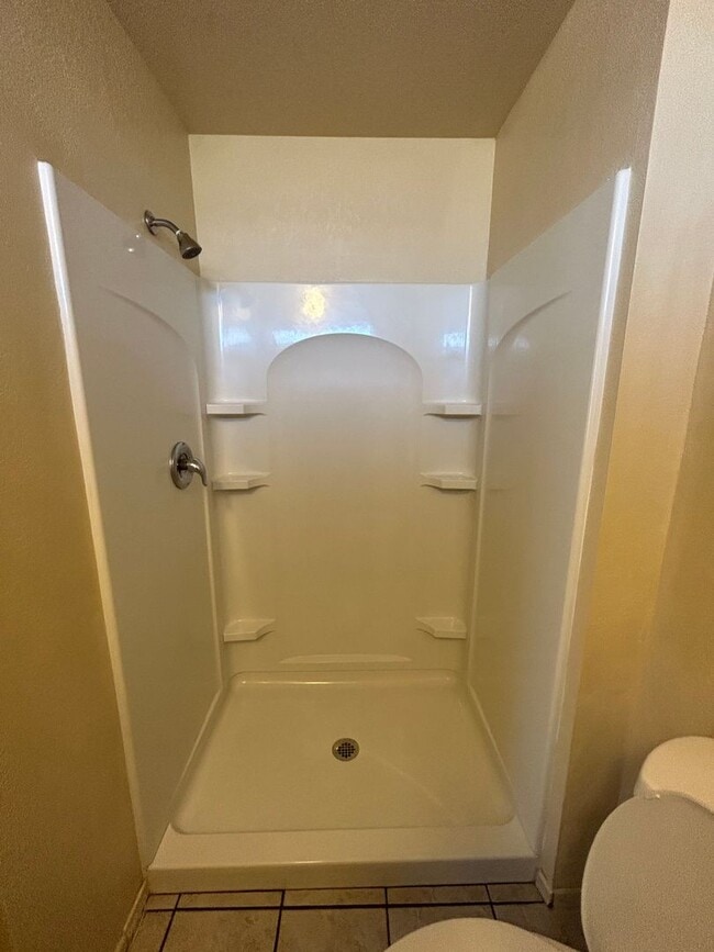 Building Photo - 3 Bedroom 2 bath Home in Chocolate Drop Area of 29 Palms