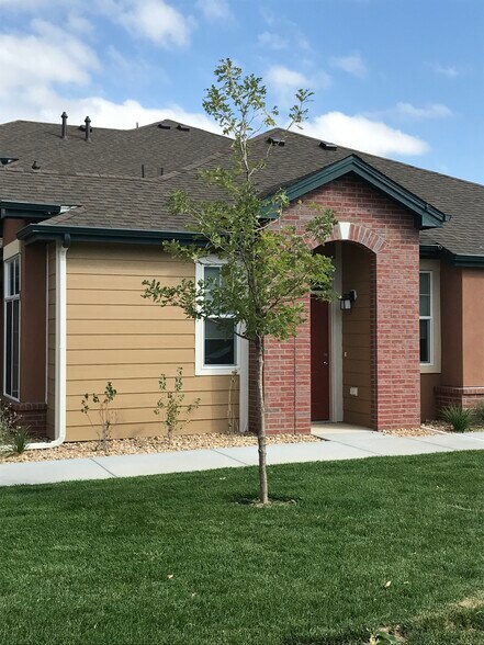 Building Photo - 15102 E Batavia Pl