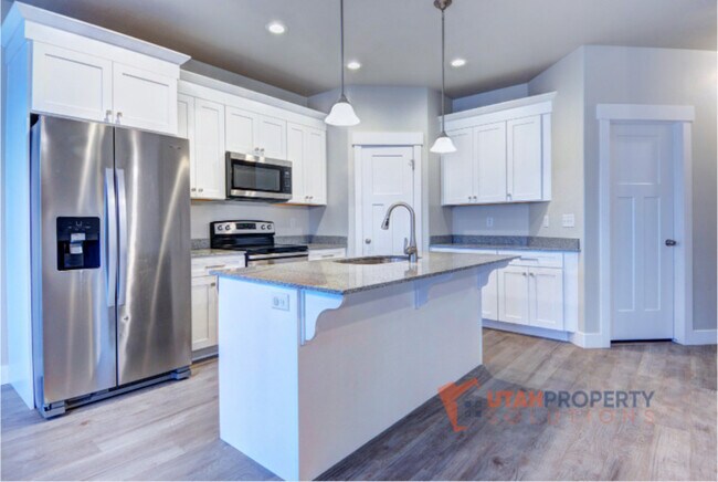 Building Photo - 14847 Garrison Ln