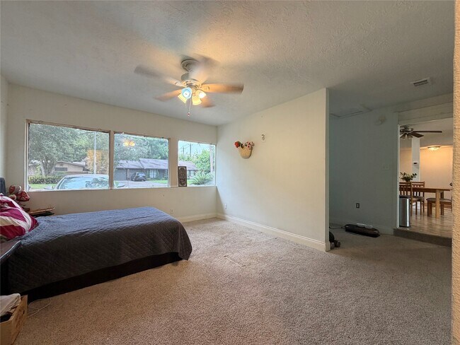 Building Photo - 9507 Vogue Ln