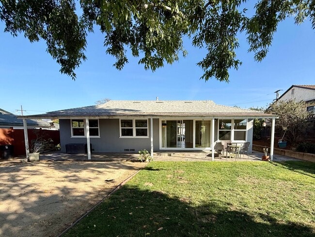 Building Photo - 6856 Newberry St