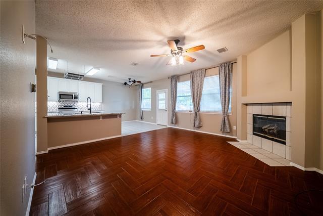 Building Photo - 1316 White Dove Ln