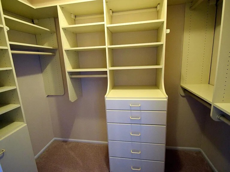 Building Photo - 1530 Spring Gate Dr.