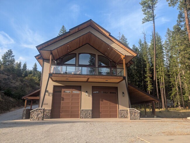 Building Photo - 2448 Le Clerc Rd S