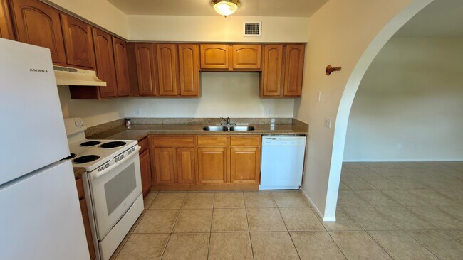 Building Photo - 4777 Orange Grove Blvd