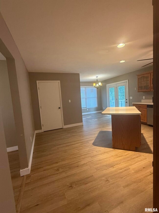 Building Photo - 213 Appomattox Dr