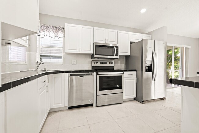 Building Photo - 1209 Pine Sage Cir