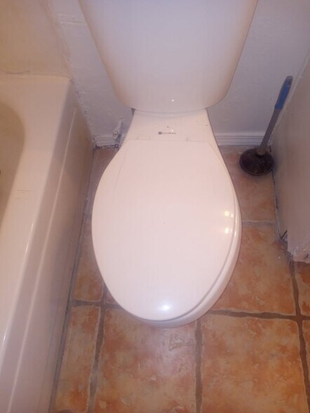 Building Photo - 2217 Dunkee Way