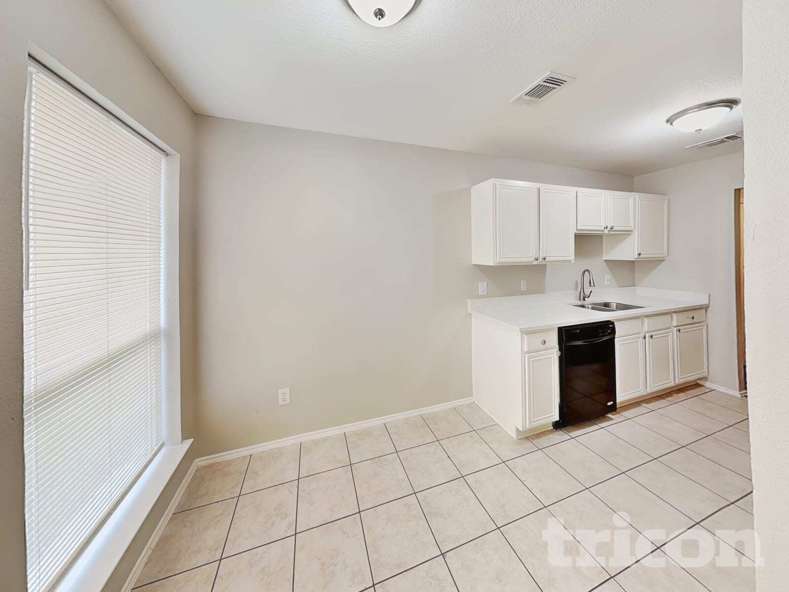 Building Photo - 2709 Star Ave