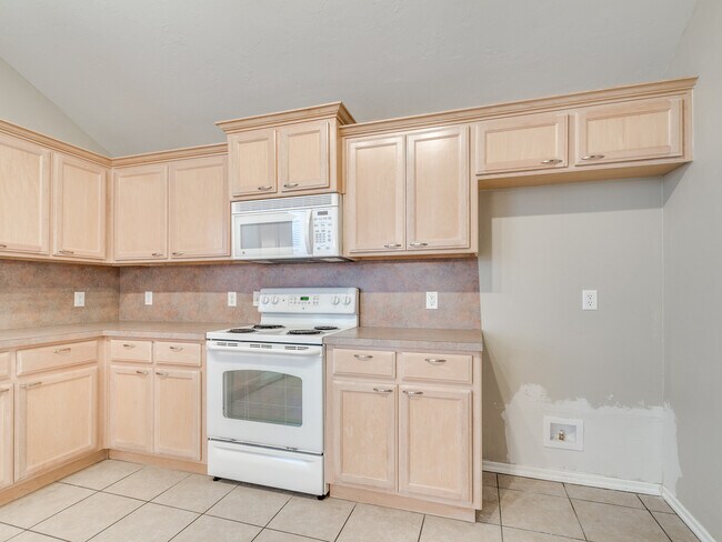 Building Photo - 2532 NW 179th Ct