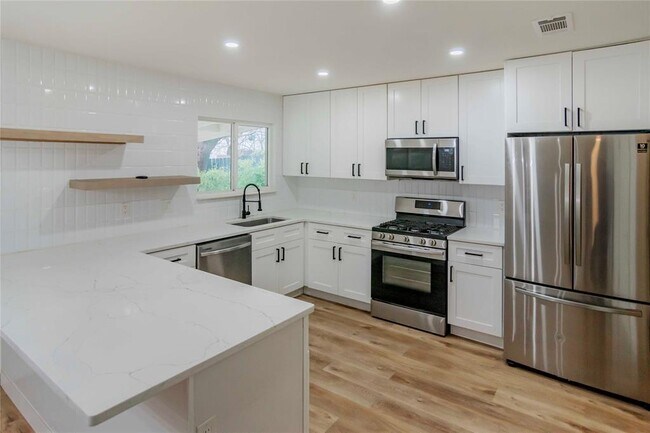 Building Photo - 11219 Slippery Elm Trail