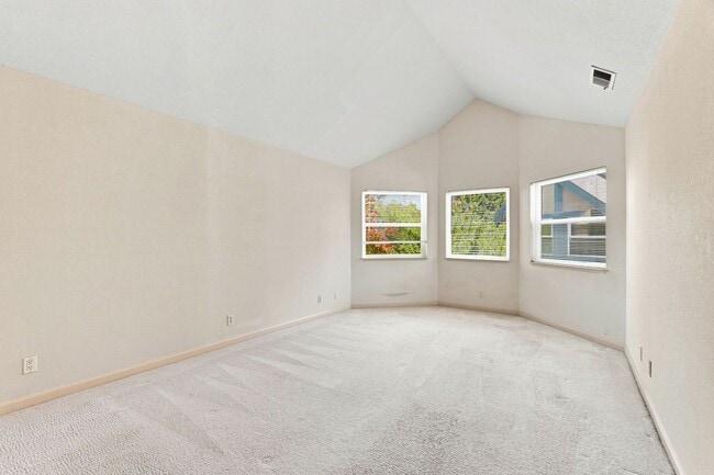 Building Photo - 22555 Kinst Ct