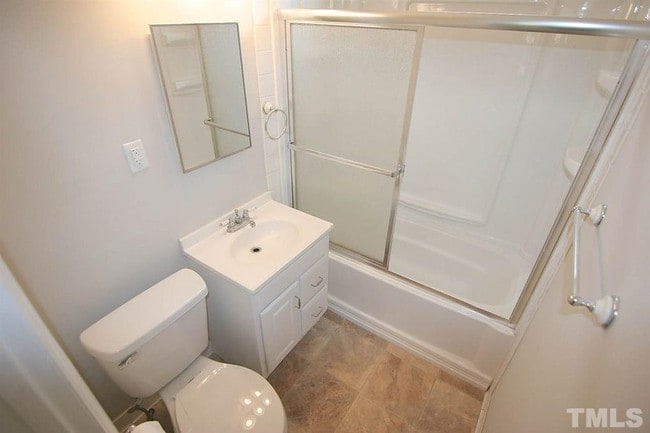 Building Photo - 925 Jones Dairy Rd