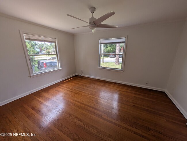 Building Photo - 4808 Attleboro St