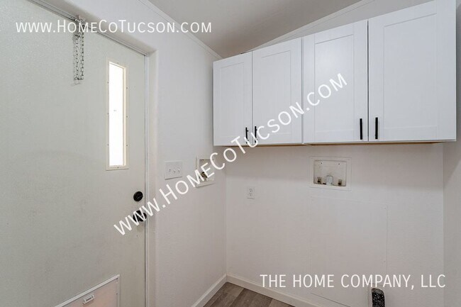 Building Photo - 2628 N Fontana Ave