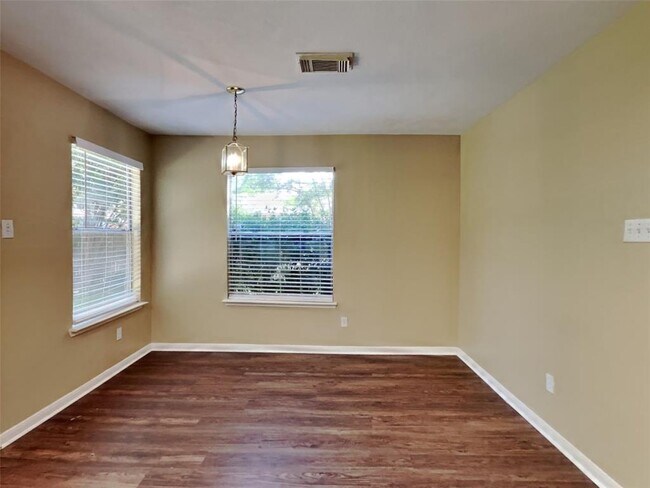 Building Photo - 3726 Liles Ln