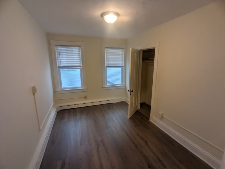 Building Photo - 110 Spring St