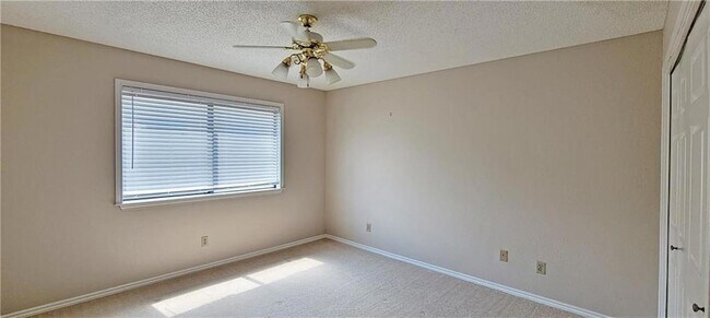 Building Photo - 8900 Mariscal Canyon Dr