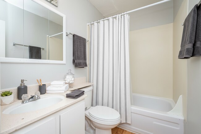 Floorplan - Redwoods at Mather Station Apartments
