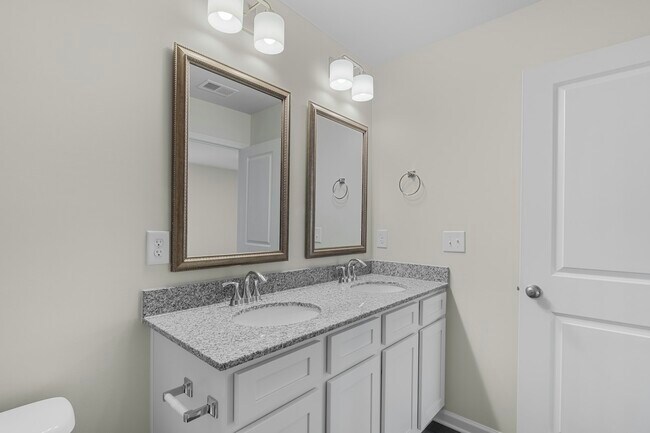 Building Photo - 713 Wild Duck Ln