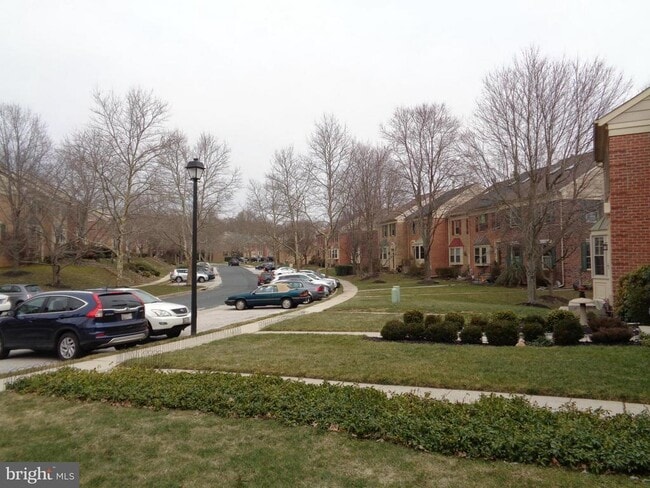 Building Photo - 90 English Run Cir