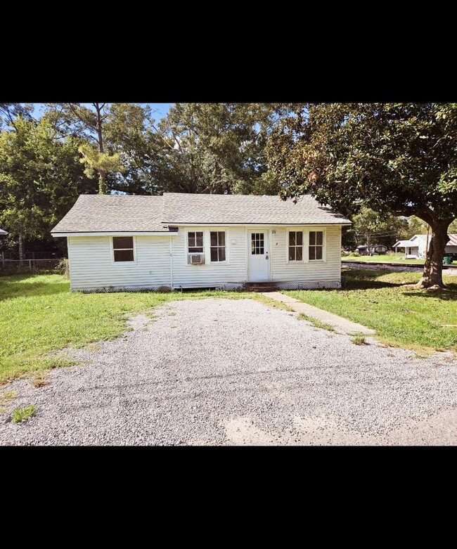 Primary Photo - 3 Bed/1 Bath House