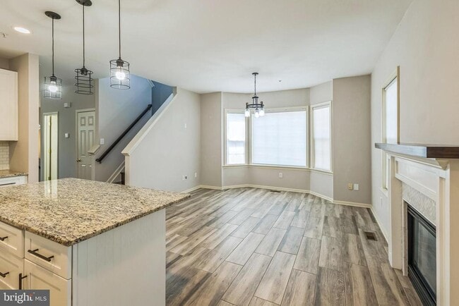Building Photo - 5907 Trumpet Sound Ct