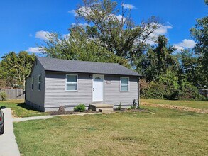 Building Photo - 3 Bedroom Rental in PRP
