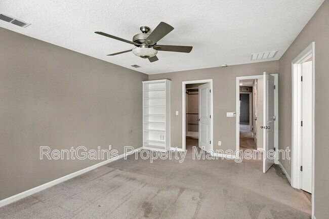 Building Photo - 140 Boracay Cir
