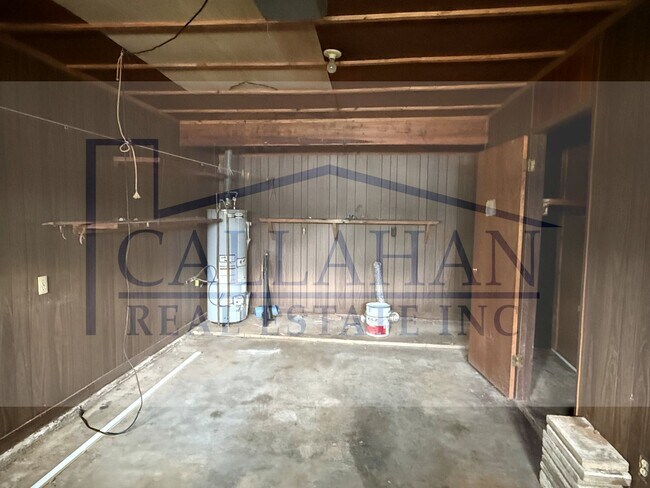 Building Photo - Updated NLR Home