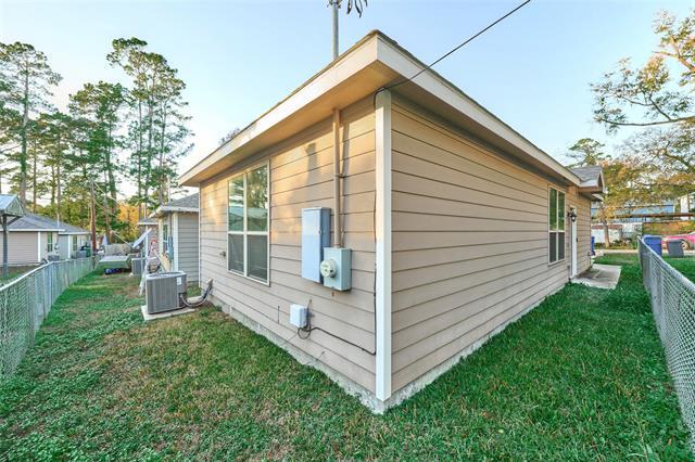 Building Photo - 9992 Calendar St