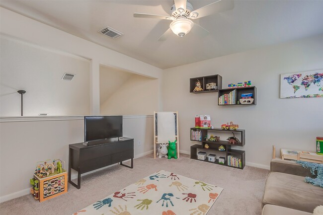 Building Photo - 25311 Sierra Woods Ln