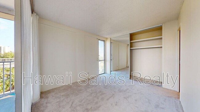 Building Photo - 1617 Ke’eaumoku St