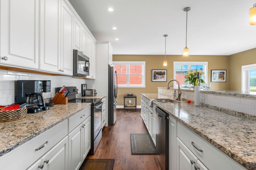 Building Photo - 12534 Old Orchard Trail