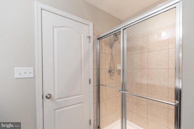 Building Photo - 227 Schramm Lp