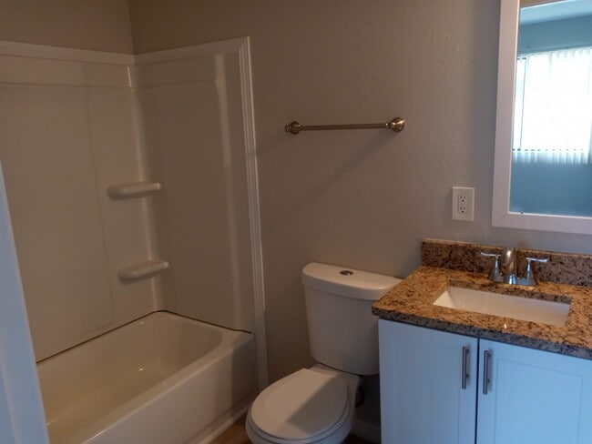 Building Photo - 12142 Pepperdine Pl