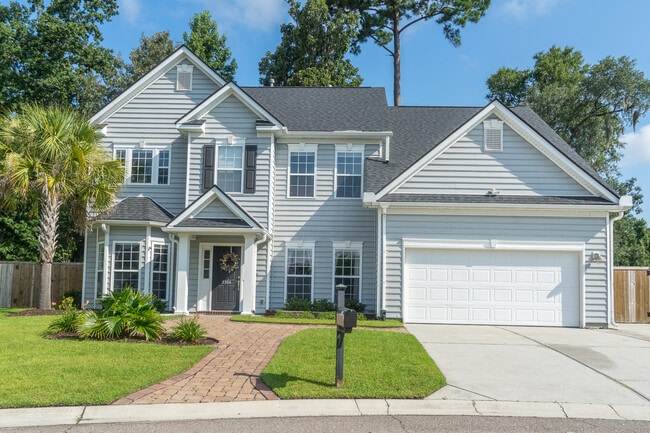 Primary Photo - 5306 Mulholland Dr