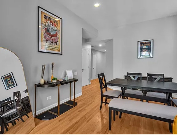 Building Photo - 448 N Aberdeen St