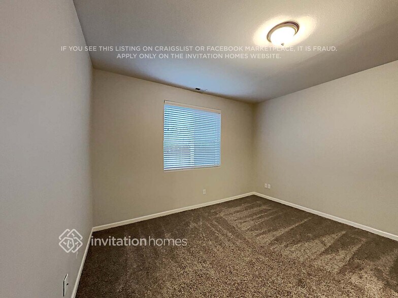 Building Photo - 8929 171st St NE