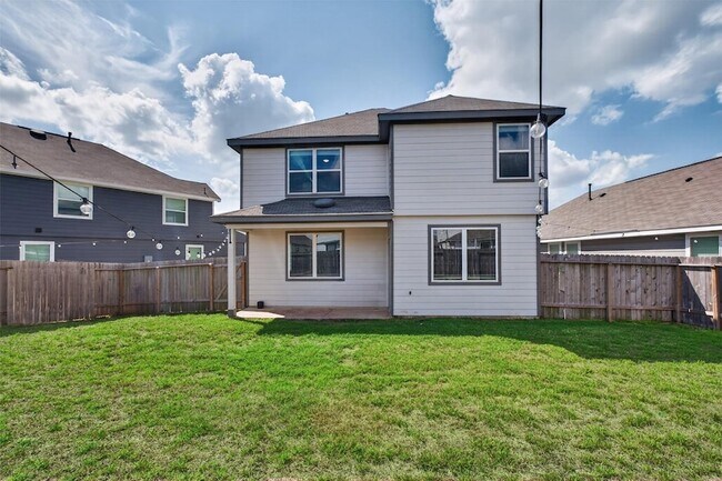 Building Photo - 2404 Shellcracker Dr