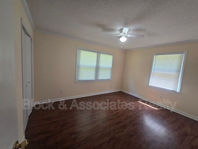 Building Photo - 2969 Tall Cedar Ln
