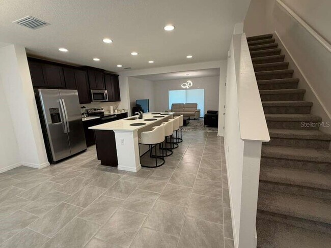 Building Photo - 1239 Sand Torch Cir