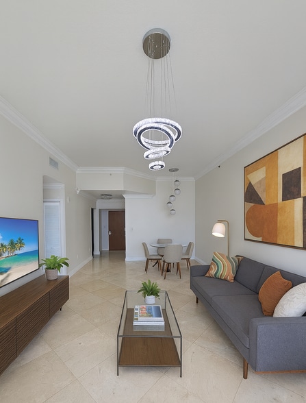 Building Photo - 31 SE 5th St