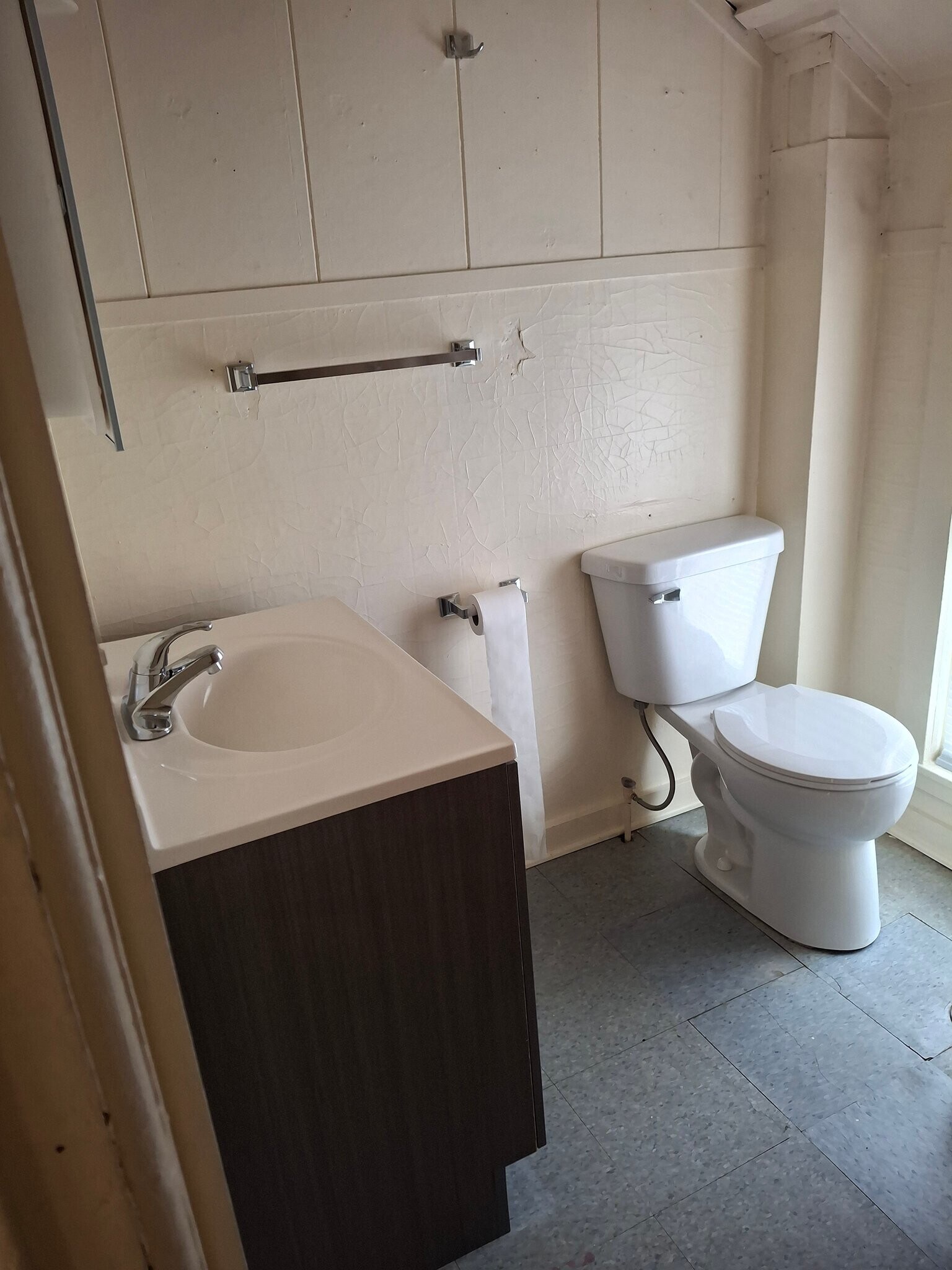 Building Photo - 822 Fulton St W