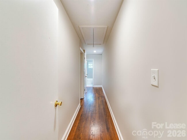 Building Photo - 1520 Mimosa Ave