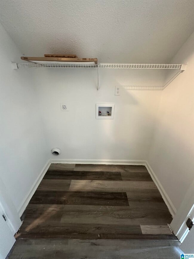 Building Photo - 114 Stone Hill Cir