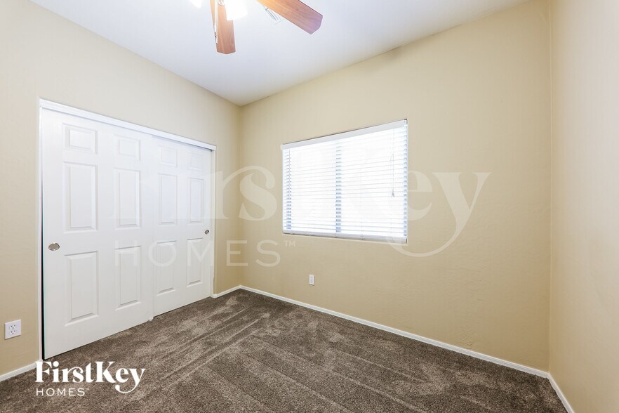 Building Photo - 4614 W Fortune Dr