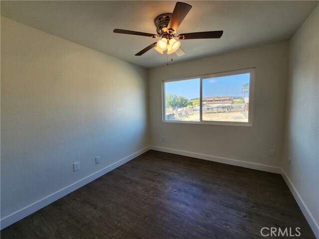 Building Photo - 2341 Del Mar Rd
